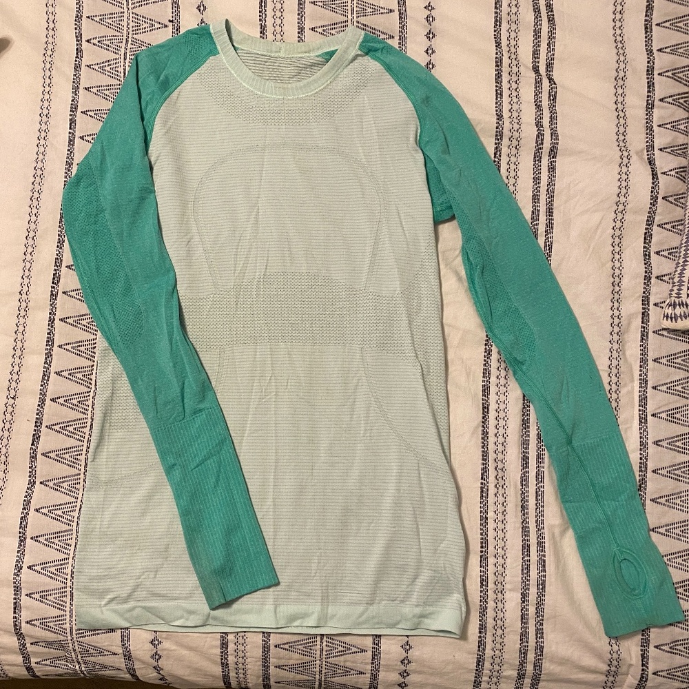 Lululemon Swiftly Tech Long Sleeve